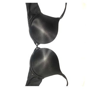 Victoria’s Secret Very Sexy Push Up bra